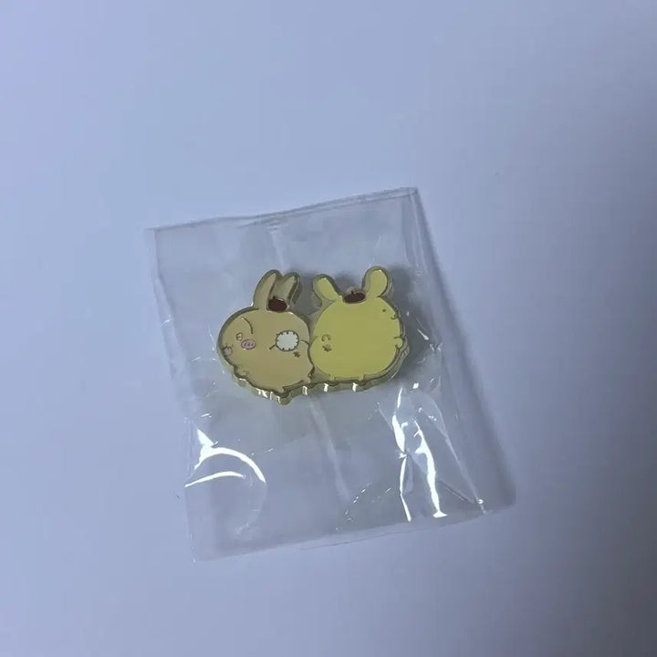 [BUNJANG] Chiikawa Sanrio Usagi Pompompurin Pin Badge / 치이카와 산리오 우사기 폼폼푸린 핀뱃지