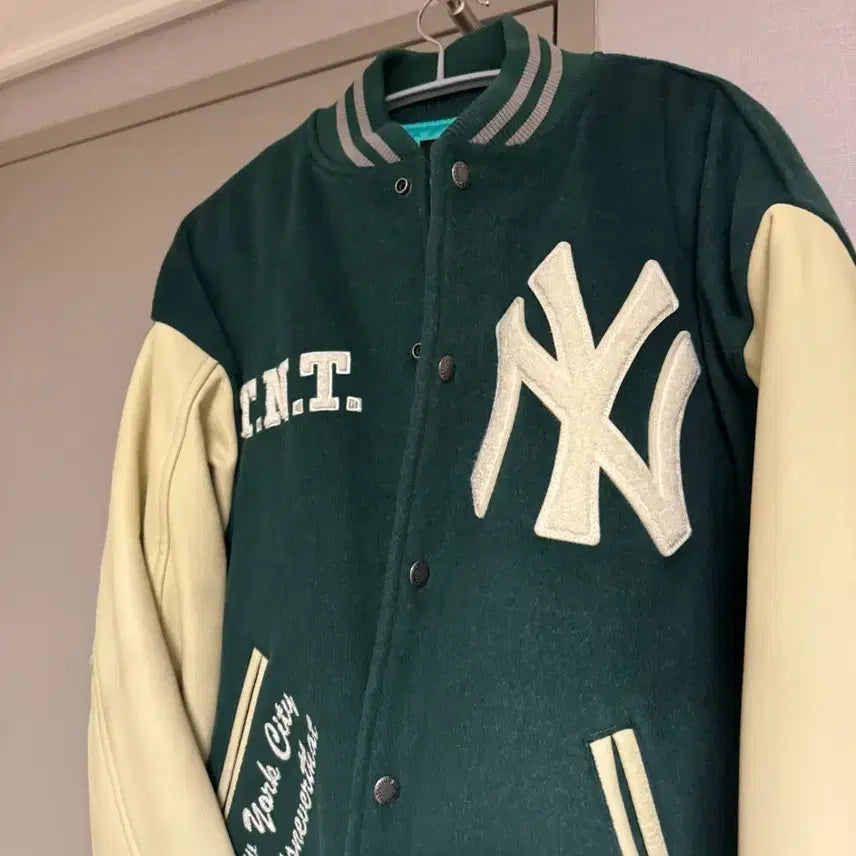 [BUNJANG] thisisneverthat x New Era x MLB New York Yankees Varsity Jacket / [s]디스이즈네버댓 x 뉴에라 x mlb 뉴욕 양키스 바시티 자켓