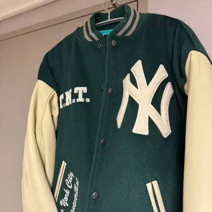 [BUNJANG] thisisneverthat x New Era x MLB New York Yankees Varsity Jacket / [s]디스이즈네버댓 x 뉴에라 x mlb 뉴욕 양키스 바시티 자켓