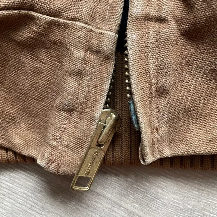 [SOLD OUT] 칼하트 j130 BRN 브라운 액티브 자켓 샌드스톤