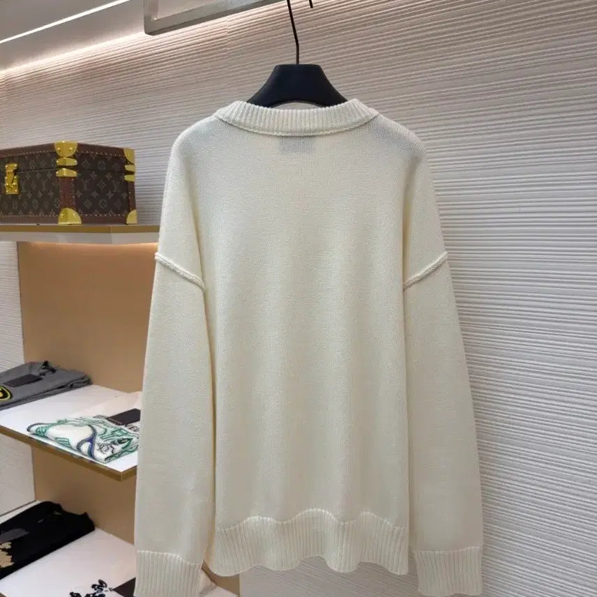 [BUNJANG] AMI Heart Logo Knit Ivory / 아미 AMI 하트 로고 니트 아이보리