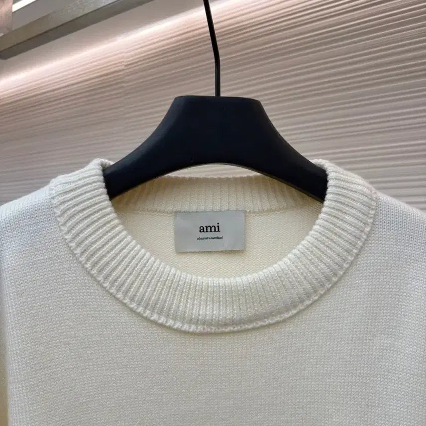 [BUNJANG] AMI Heart Logo Knit Ivory / 아미 AMI 하트 로고 니트 아이보리