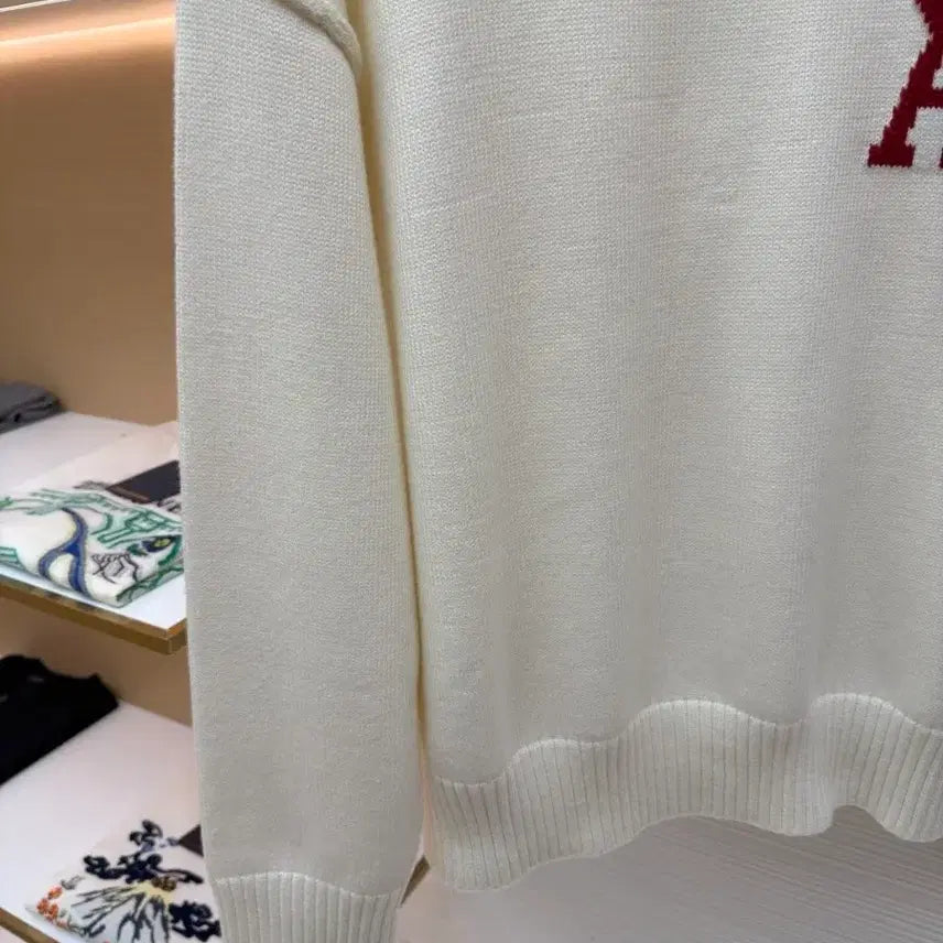 [BUNJANG] AMI Heart Logo Knit Ivory / 아미 AMI 하트 로고 니트 아이보리