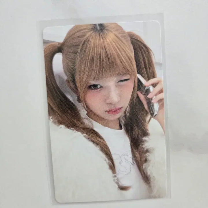 [BUNJANG] IVE Rei Re:IVE Apple Music POB Photocard / 아이브 레이 리바이브 애플뮤직 전화받아 포토카드