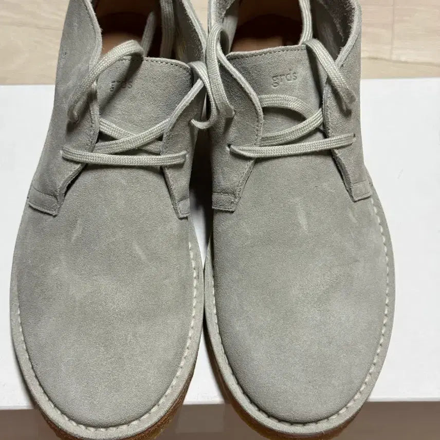 [BUNJANG] Gradas Bluecher 10 Milk Shoes / 그라더스 블루처 10 밀크 275