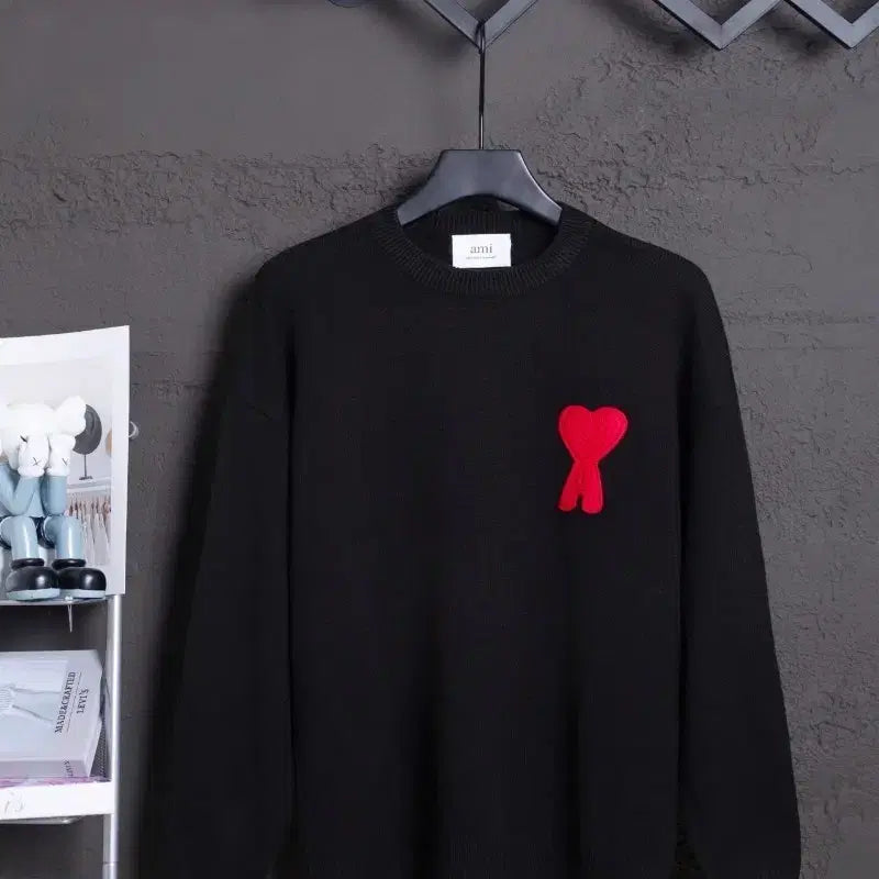 [BUNJANG] Ami Small Heart Black Knit Sweater / 아미 스몰 하트 블랙 니트