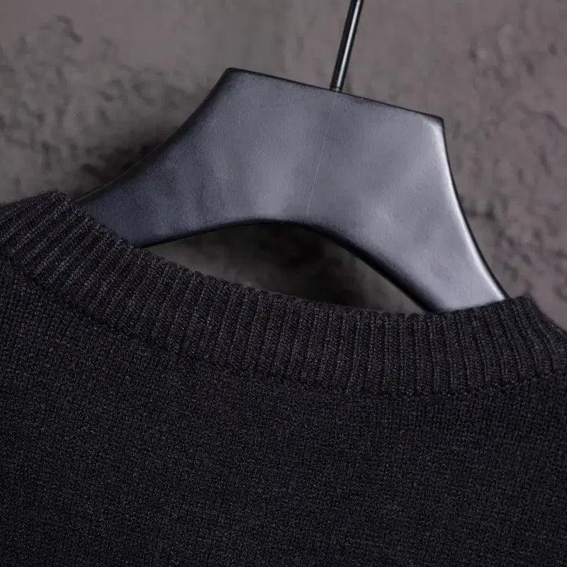 [BUNJANG] Ami Small Heart Black Knit Sweater / 아미 스몰 하트 블랙 니트