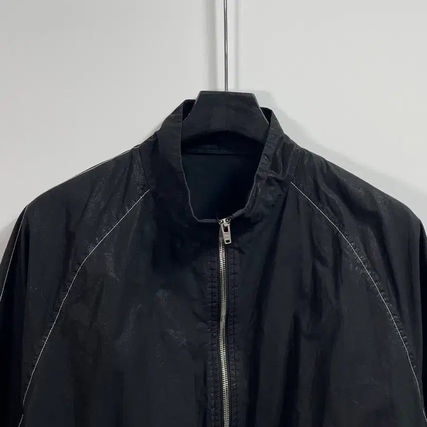 [BUNJANG] Matinkim Spell Out Coated Windbreaker / 마땡킴 스펠아웃 코팅 바람막이 (on.626)