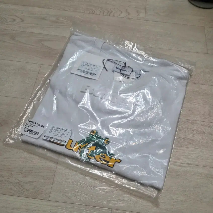 [BUNJANG] Butter Goods Short Sleeve T-shirt XL / 버터굿즈 반팔티XL 새상품