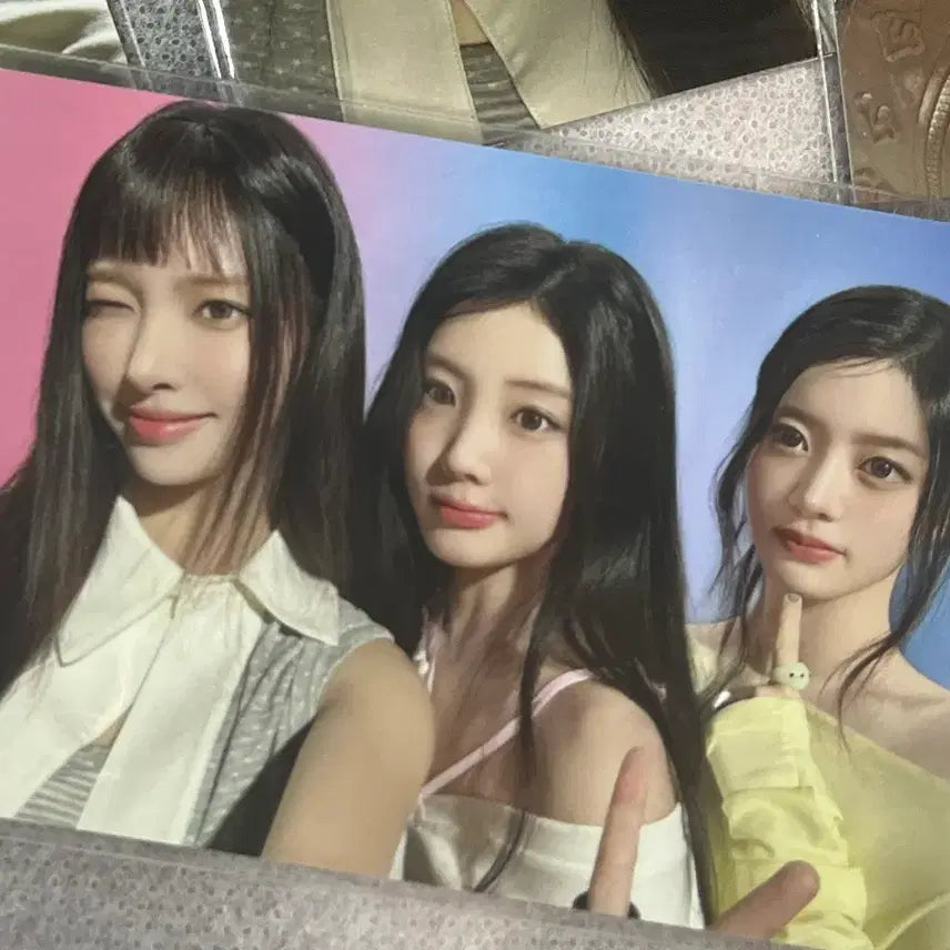 [BUNJANG] ILLIT Concert Chaewon Photocard / 아일릿 콘서트 후드포카 포토카드 미공포 민주 원희 윤아