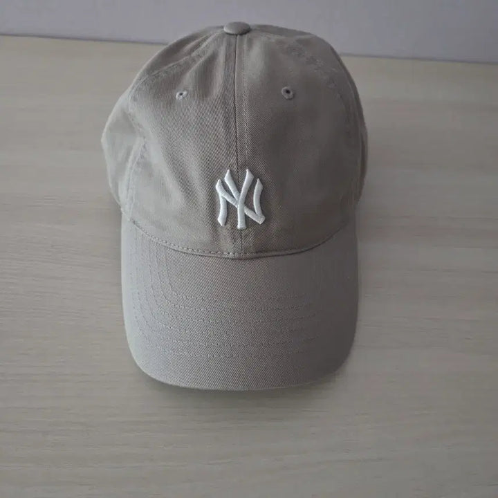 [SOLD OUT] 엠엘비 볼캡