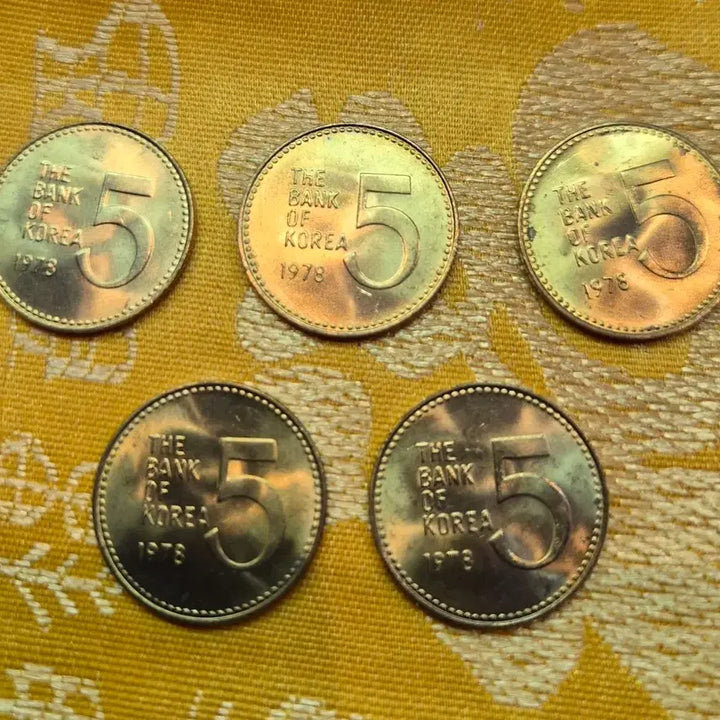 [BUNJANG] 1978 Bank of Korea 5 Won Coin Set (5 Pieces) / 1978년 한국은행 5원 동전 5개세트