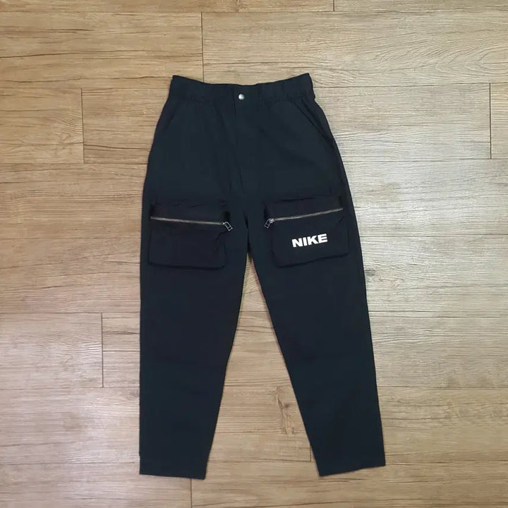 [SOLD OUT] 나이키 카고바지 M사이즈