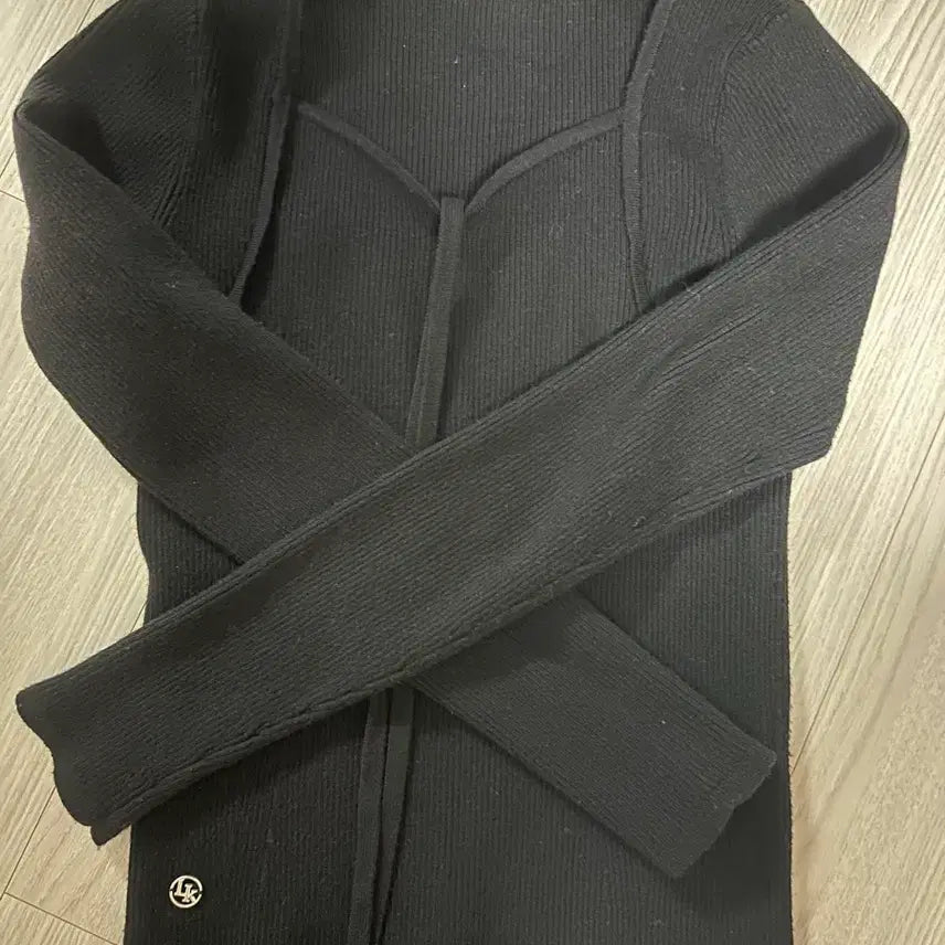 [BUNJANG] LOOKAST Rosa Strap Knit Top Black S / LOOKAST 로사 스트랩 니트 탑 블랙 S