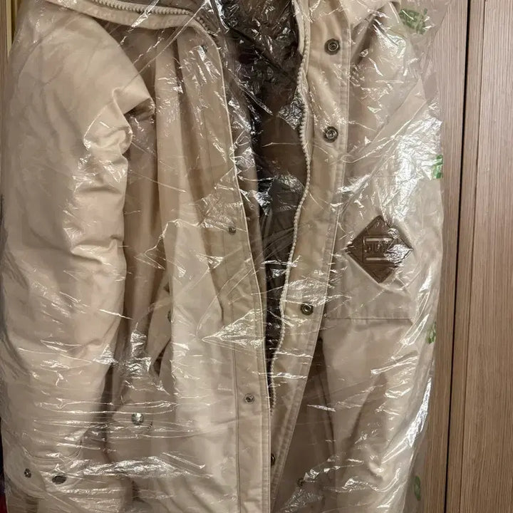 [BUNJANG] Puma Ivory Down Puffer Jacket / 푸마 아이보리 패딩 점퍼