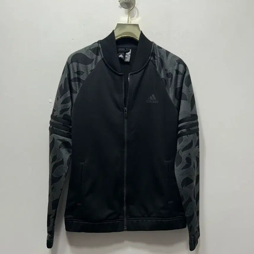 [BUNJANG] Adidas Black Pattern Training Zip-Up Jacket XS / 아디다스 블랙 패턴 트레이닝 집업 자켓 XS