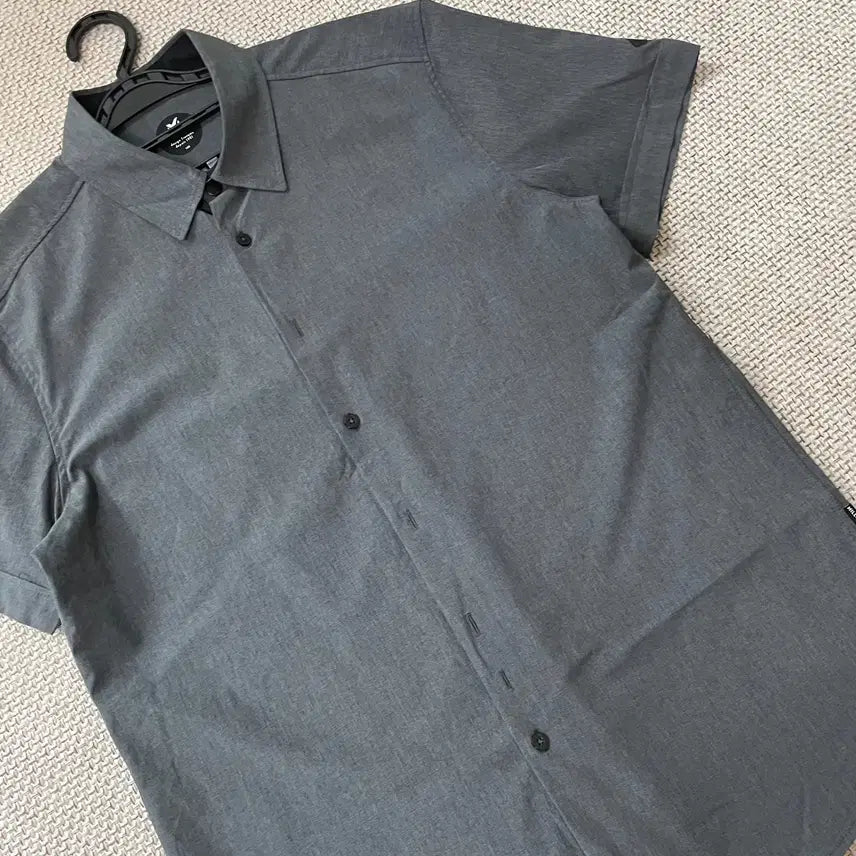 [BUNJANG] Millet Golf Short Sleeve Shirt - N.8023 / XL 밀레 골프 반팔 셔츠 남방 N.8023