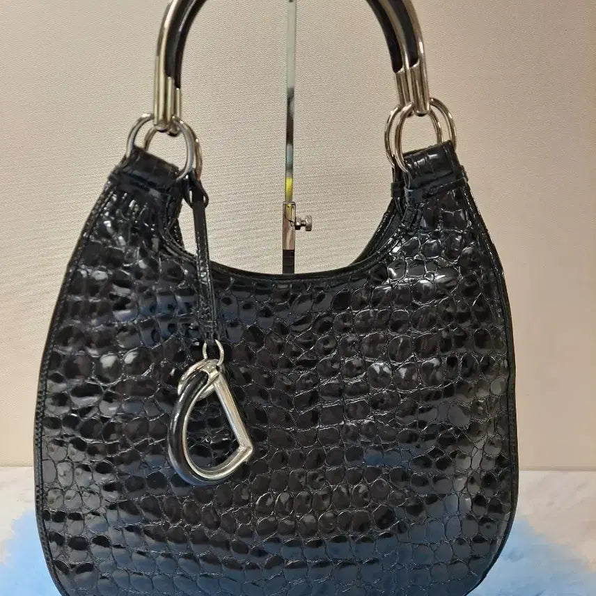 [BUNJANG] Dior Vintage Croc Patent Shoulder Bag / 디올(Dior)빈티지 크로커 페이턴트 숄더백/메탈 핸들/정품