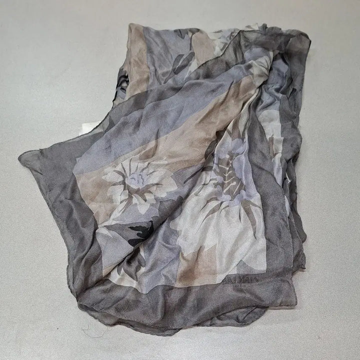 [BUNJANG] Balmain Silk Scarf / [AI 95%] 발망 실크스카프 52x168 봄가을 38373
