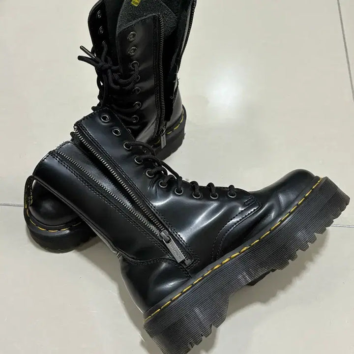 [BUNJANG] Dr. Martens Jadon Walker Boots / 닥터마틴 제이든 워커 230(UK4)
