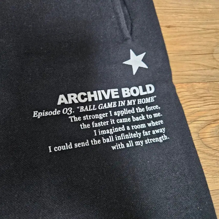 [SOLD OUT] 아카이브볼드 939 프린팅 트레이닝 팬츠 블랙 S