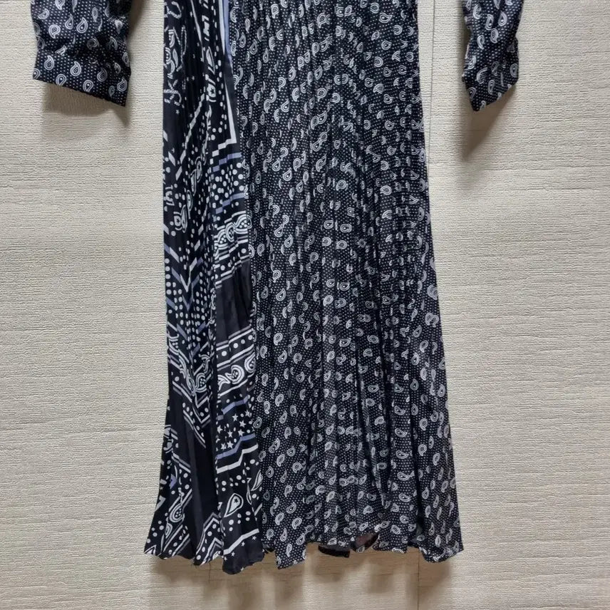 [BUNJANG] Pleated Long Dress / u369 플리츠 롱 원피스