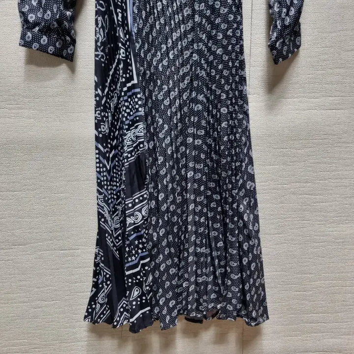 [BUNJANG] Pleated Long Dress / u369 플리츠 롱 원피스
