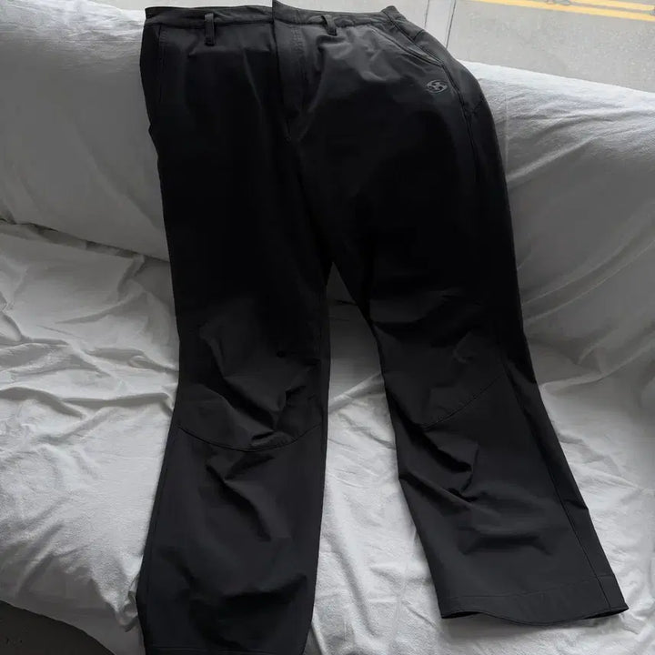 [SOLD OUT] 산산기어 패널드 다트 팬츠 차콜