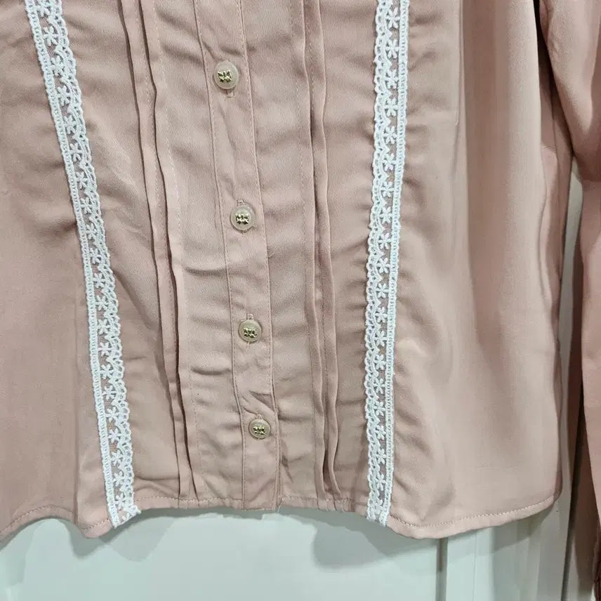 [BUNJANG] Penderie Lace Frill Blouse / 펜더리 레이스 프릴 블라우스
