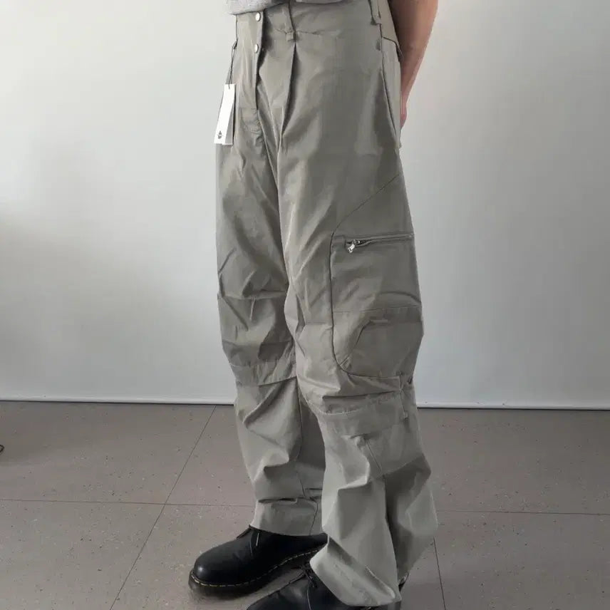 [SOLD OUT] 코스트퍼킬로 MODULER CARGO PANTS OLIVE
