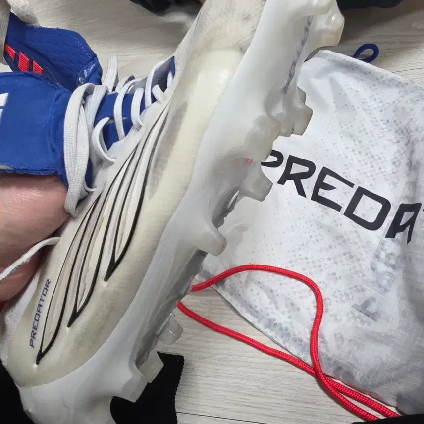 [BUNJANG] Adidas Predator Soccer Cleats White/Blue / 아디다스 프레데터 축구화 화이트/블루