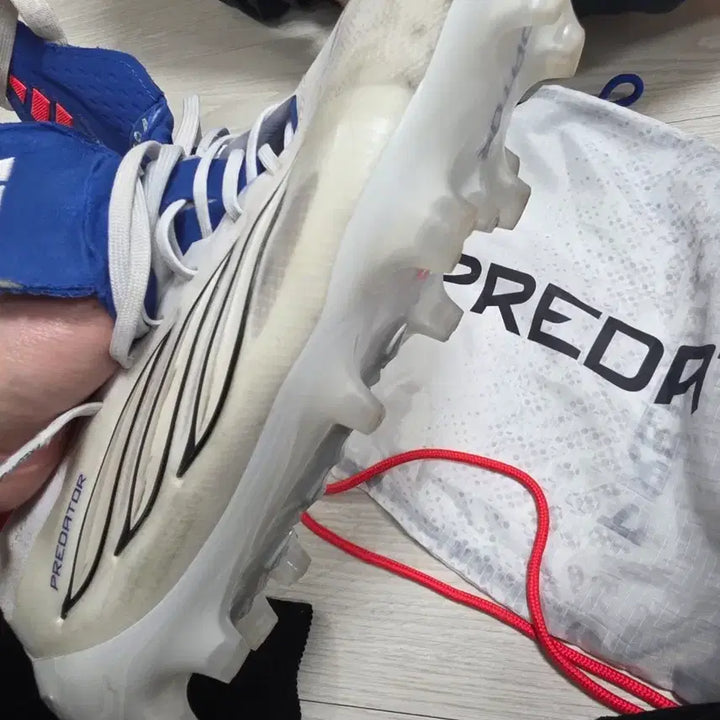 [BUNJANG] Adidas Predator Soccer Cleats White/Blue / 아디다스 프레데터 축구화 화이트/블루