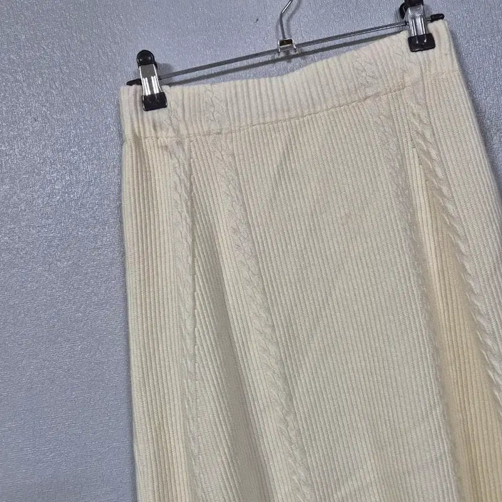 [BUNJANG] Ivory Knit Long Skirt / 아이보리 니트스커트 66~77