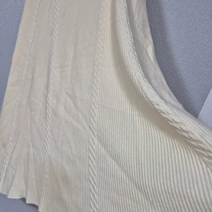 [BUNJANG] Ivory Knit Long Skirt / 아이보리 니트스커트 66~77