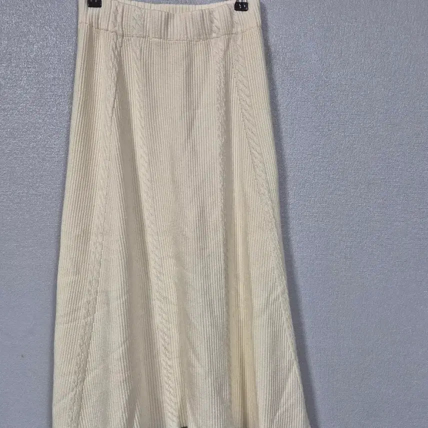 [BUNJANG] Ivory Knit Long Skirt / 아이보리 니트스커트 66~77