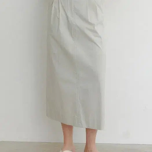 [SOLD OUT] 룩캐스트 커스틴 턱 포인트 스커트