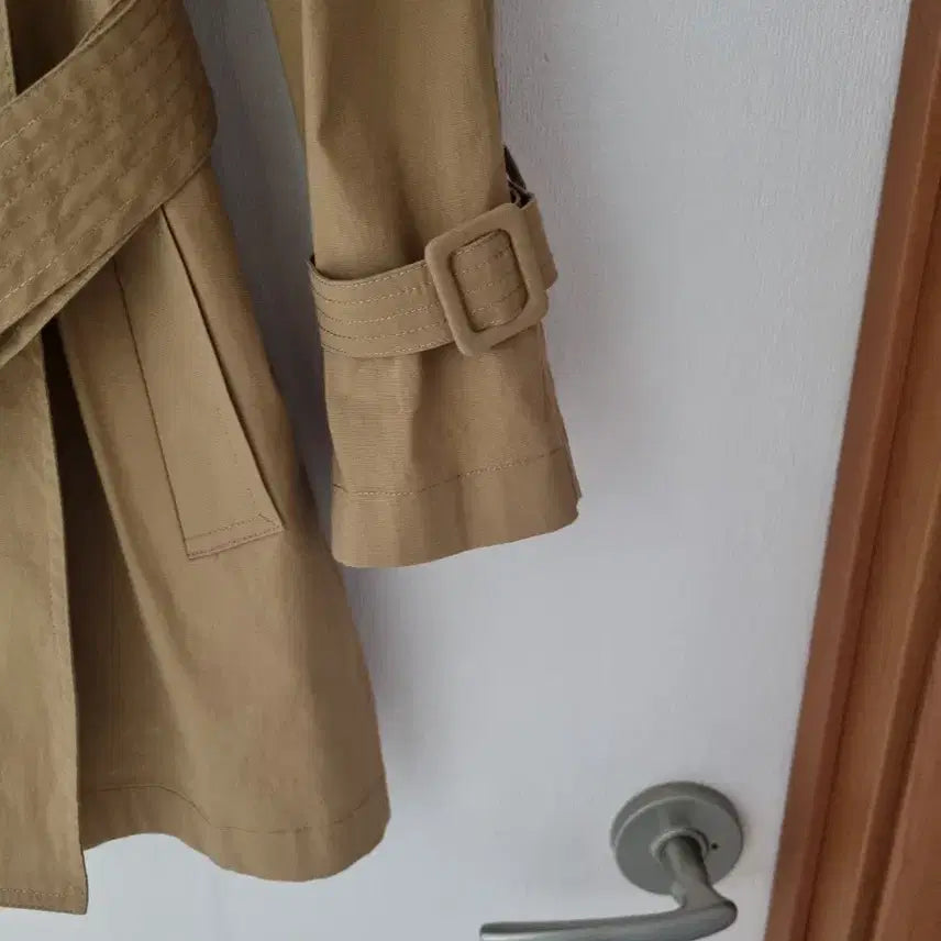 [BUNJANG] DEWL Beige Trench Coat (Size 90) / 듀엘(DEWL) 베이지색 트렌치코트 90