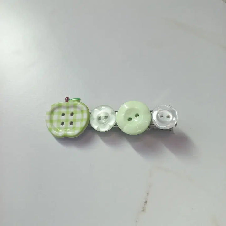[BUNJANG] Handmade Green Apple Button Hairpin / 제철 풋사과 단추핀 헤어핀 머리핀