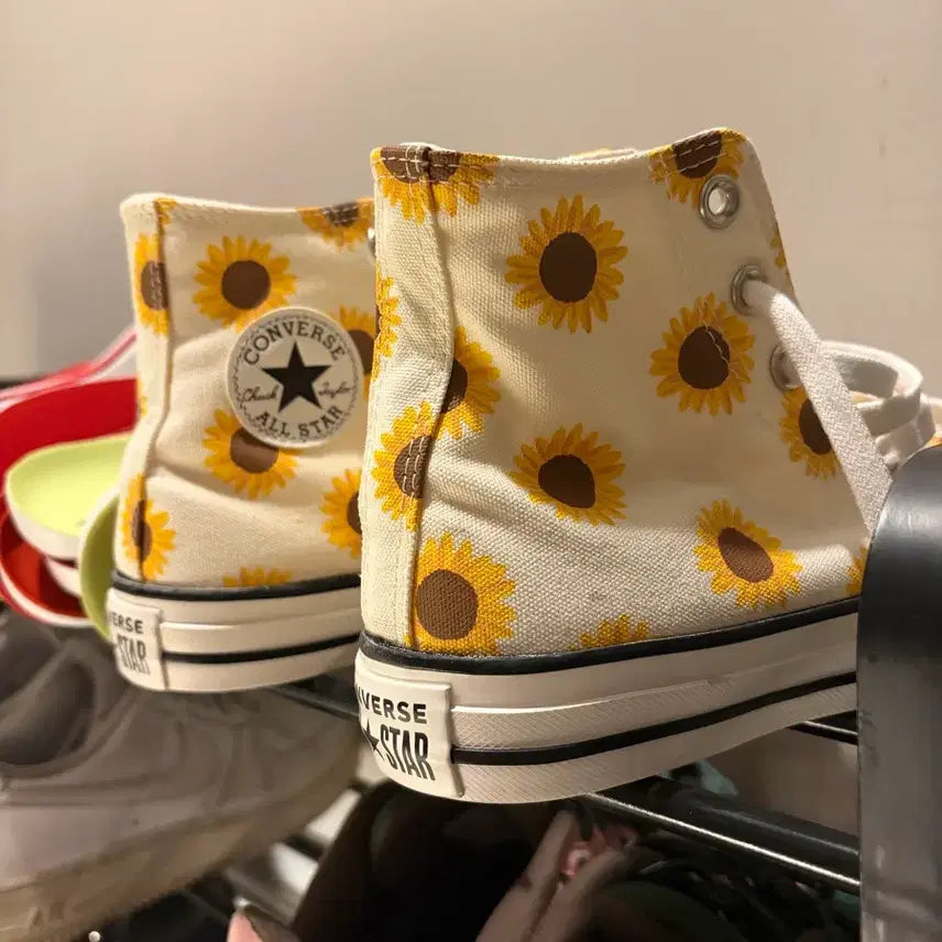 [BUNJANG] Converse Chuck Taylor All Star 70 Sunflower Custom Sneakers / 컨버스 척 테일러 올스타 70 해바라기 커스텀 230