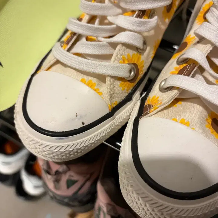 [BUNJANG] Converse Chuck Taylor All Star 70 Sunflower Custom Sneakers / 컨버스 척 테일러 올스타 70 해바라기 커스텀 230