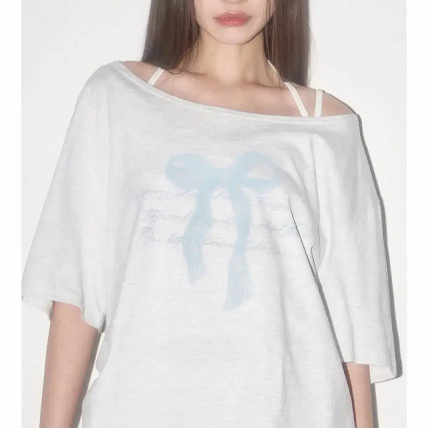 [BUNJANG] Illygo Ribbon Shirring Off-Shoulder T-Shirt / 일리고 리본 셔링 오프숄더 티셔츠 백멜란지