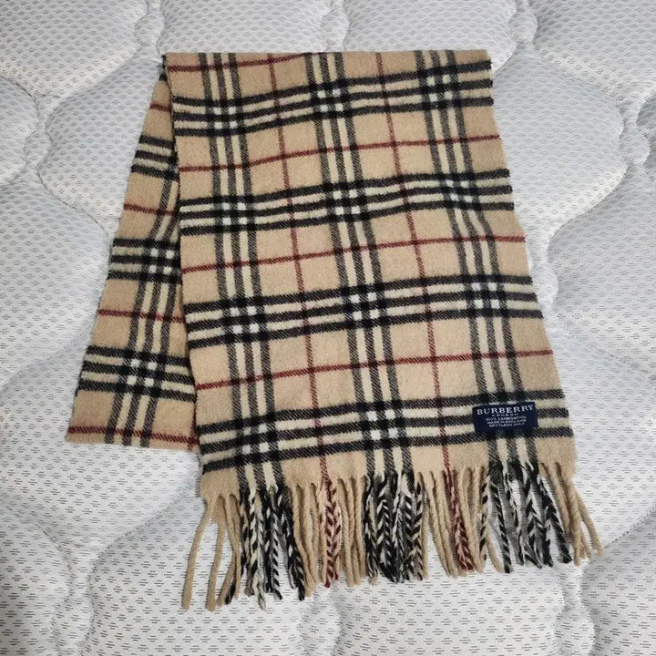 [BUNJANG] Burberry 100% Lambswool Scarf / 버버리 100% 정품 램스울 머플러