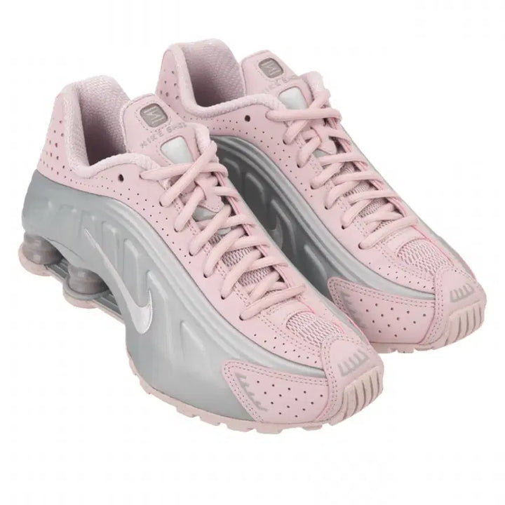 [BUNJANG] Nike Shox R4 Barely Rose Metallic Platinum Sneakers / 나이키샥스 R4 베얼리 로즈 메탈릭 플레티넘