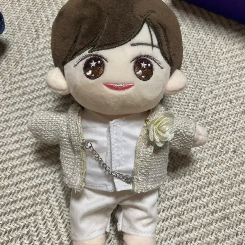 [BUNJANG] Astro Cha Eun-woo Doll - Telephone, Pajama Outfit / 아스트로 차은우 인형 - 전화해, 파자마 의상 포함