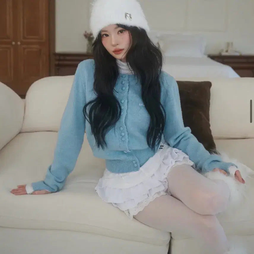 [BUNJANG] Newalrin Emblem Fur Beanie / 뉴왈린 엠블럼 퍼 비니 화이트 emblem Fur Beanie