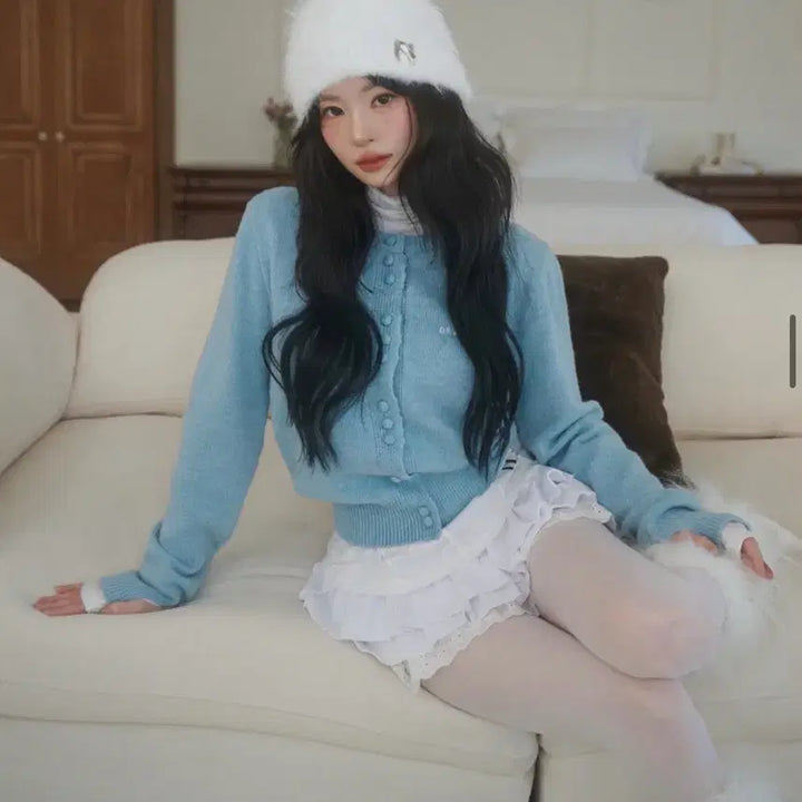 [BUNJANG] Newalrin Emblem Fur Beanie / 뉴왈린 엠블럼 퍼 비니 화이트 emblem Fur Beanie
