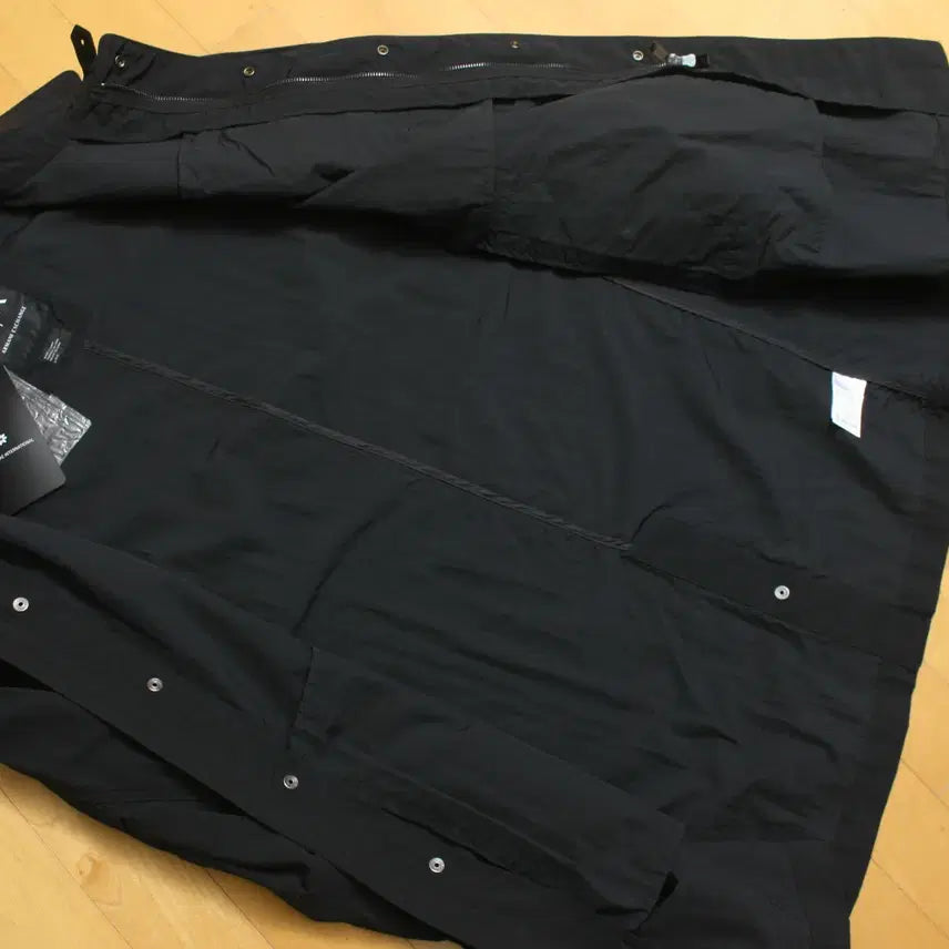 [BUNJANG] Armani Exchange Windbreaker Coat L / 알마니 익스체인지 바람막이코트 L