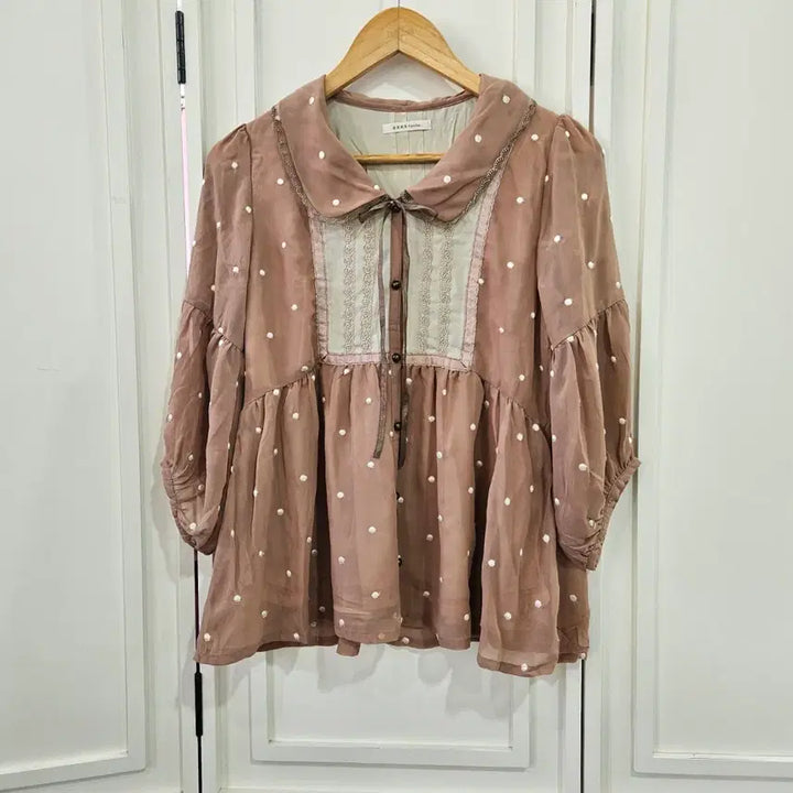 [BUNJANG] Axes Femme Dot Chiffon Blouse / 엑시즈팜 도트 쉬폰 블라우스 (초코무드)
