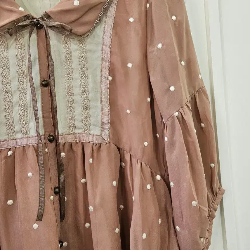 [BUNJANG] Axes Femme Dot Chiffon Blouse / 엑시즈팜 도트 쉬폰 블라우스 (초코무드)