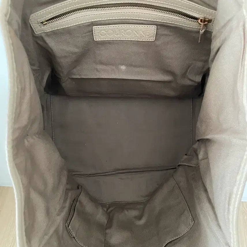 [BUNJANG] COURONNE Leather Shoulder Bag / 쿠론(COURONNE) 레더 숄더백
